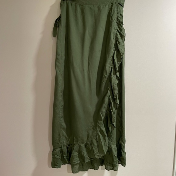 Melissa Odabash Olive Green Dani Ruffle Wrap Skirt Sz XS - Picture 3 of 7